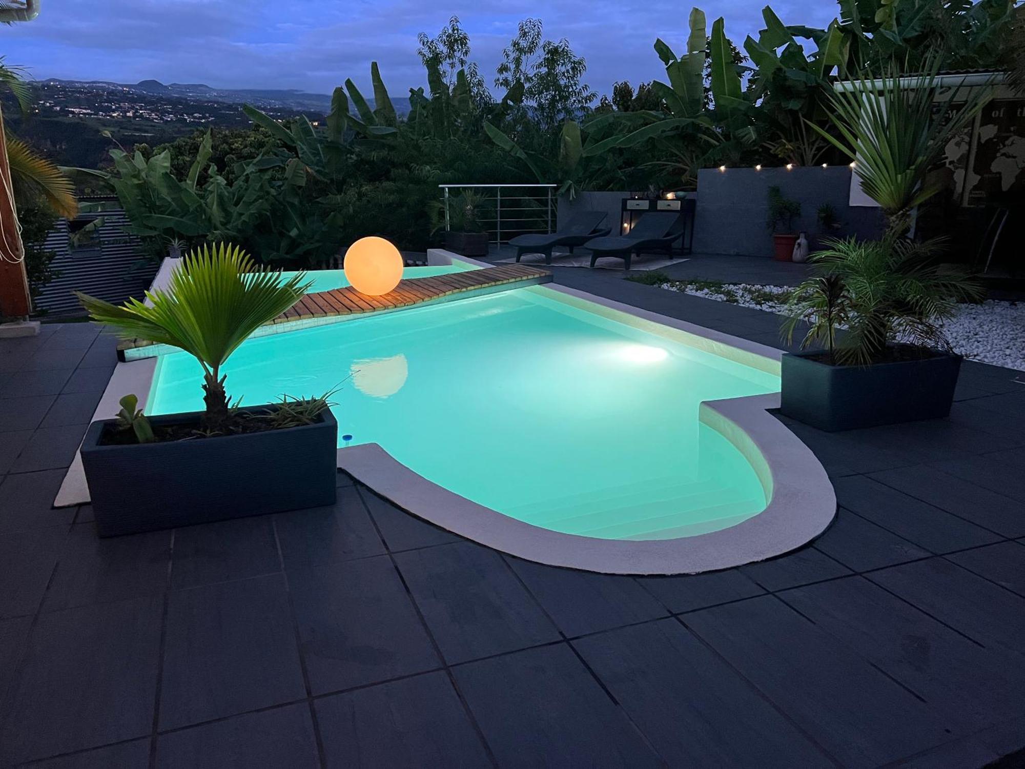 Villa Ti Moon, Entre Deux, Piscine Ngoại thất bức ảnh